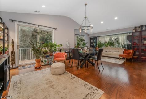 20 Westchester Terrace Clinton NJ 08801