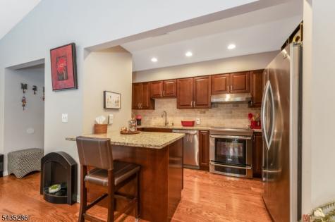 20 Westchester Terrace Clinton NJ 08801