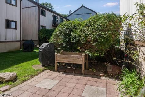 584 Dell Place Stanhope NJ 07874