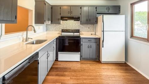 584 Dell Place Stanhope NJ 07874