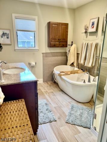 31 Greenbriar Lane Clinton NJ 08801