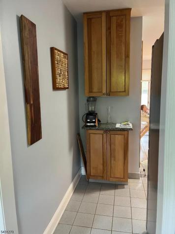 31 Greenbriar Lane Clinton NJ 08801
