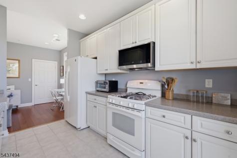 387 Victoria Drive Bridgewater NJ 08807