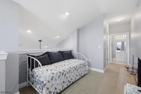 387 Victoria Drive Bridgewater NJ 08807