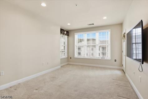 2307 Ramapo Court Riverdale NJ 07457