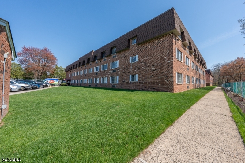 255 Tucker Avenue Union NJ 07083