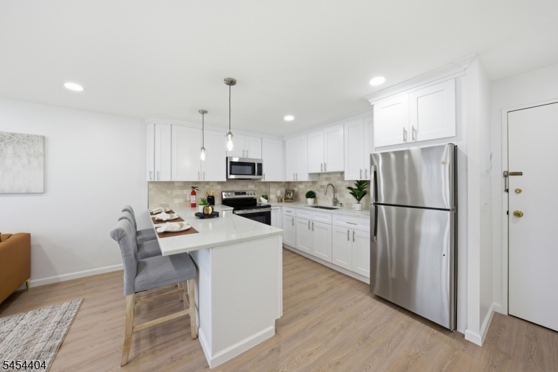 255 Tucker Avenue Union NJ 07083