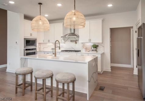 1 Voorhees Court Far Hills NJ 07931