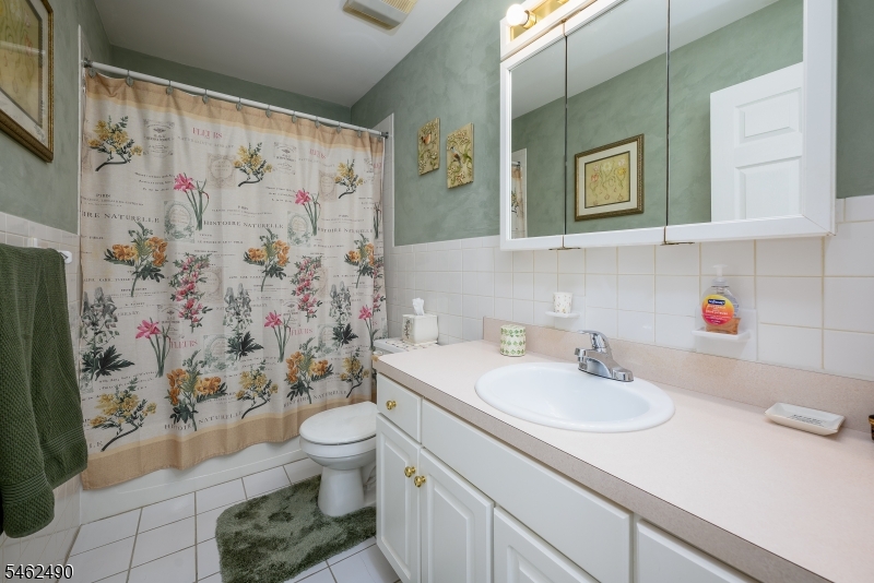 34 2nd Street Spotswood NJ 08884