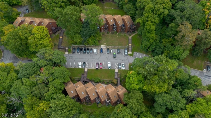 4 Davos Drive Vernon NJ 07462
