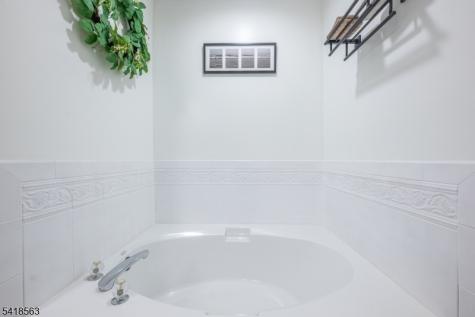 59 Carter Road Wanaque NJ 07420