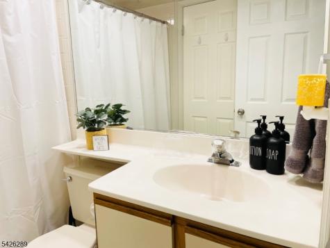 322 Stratford Place Bridgewater NJ 08805