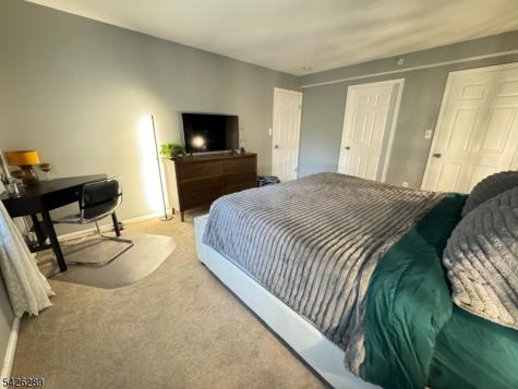 322 Stratford Place Bridgewater NJ 08805