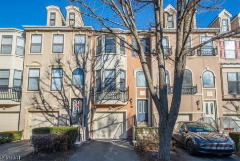 404 Manchester Drive Nutley NJ 07110