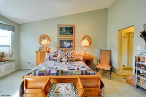404 Manchester Drive Nutley NJ 07110