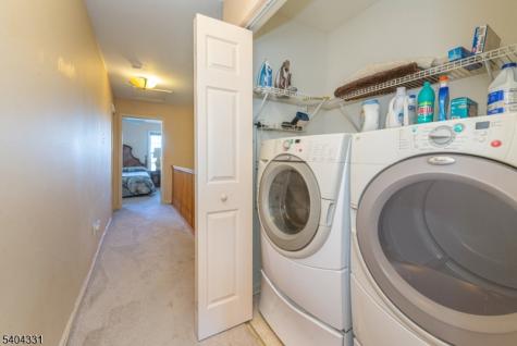 404 Manchester Drive Nutley NJ 07110