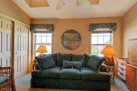 404 Manchester Drive Nutley NJ 07110