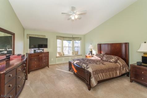 404 Manchester Drive Nutley NJ 07110