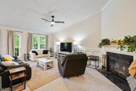 6 Amethyst Way Franklin NJ 08823