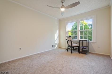 6 Amethyst Way Franklin NJ 08823
