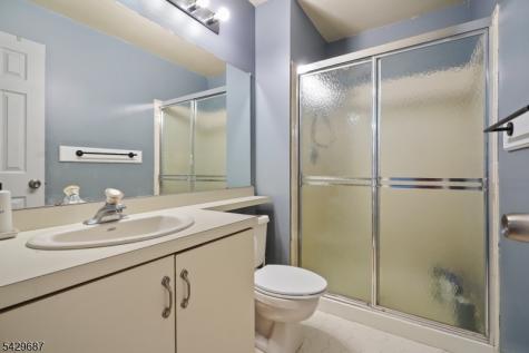 6 Amethyst Way Franklin NJ 08823