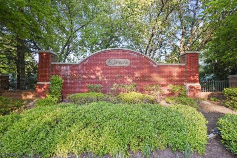 6 Amethyst Way Franklin NJ 08823