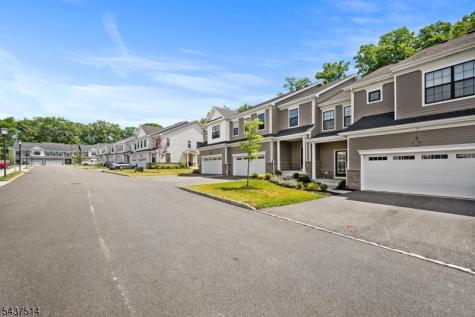17 Kelsch Drive Morris Plains NJ 07950