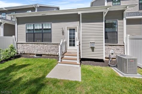 17 Kelsch Drive Morris Plains NJ 07950