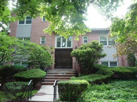 29 Up Mountain Avenue C2902 Montclair NJ 07042