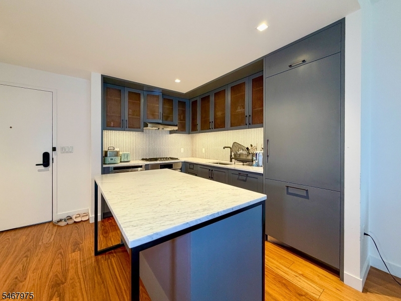 2 Shore Lane Jersey City NJ 07310