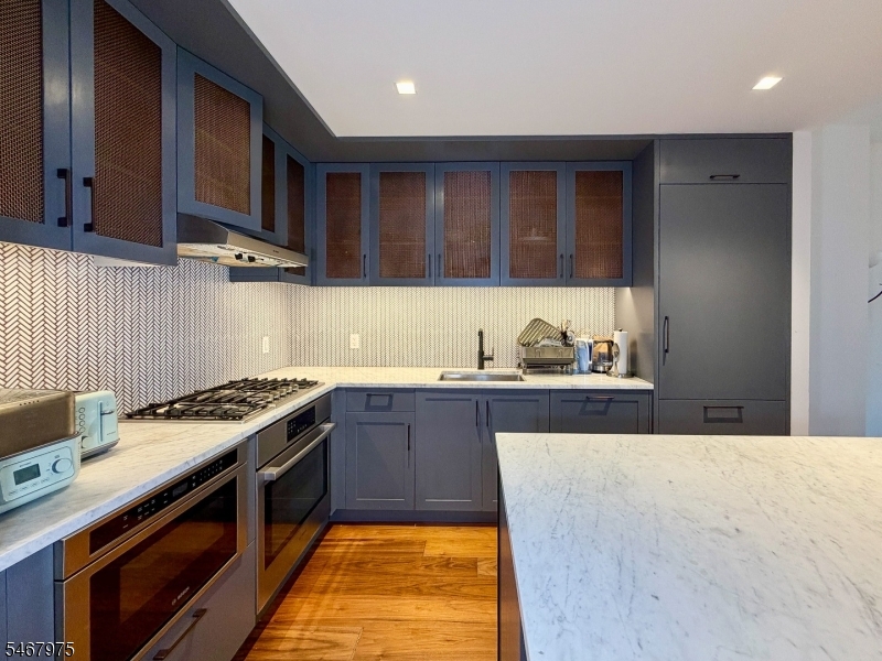 2 Shore Lane Jersey City NJ 07310