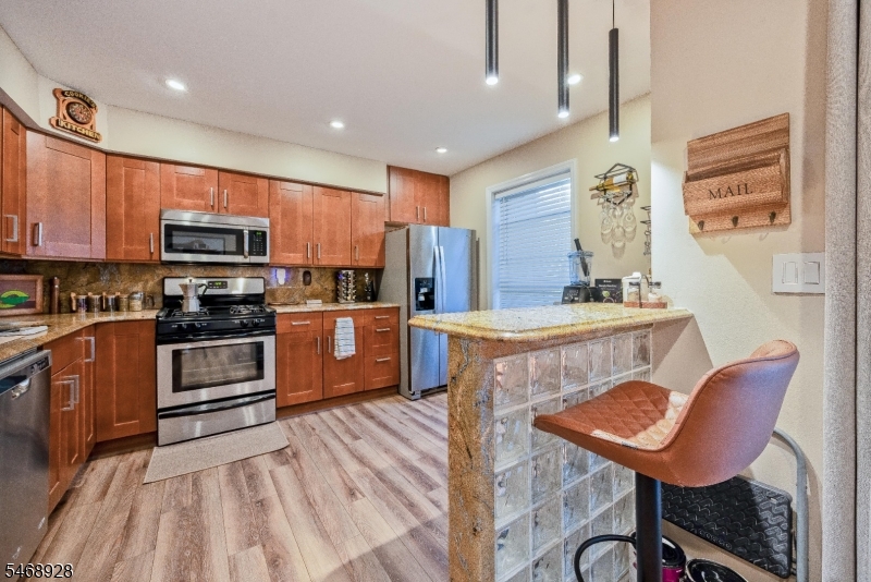 700 Schuyler Ave D24 Kearny NJ 07032