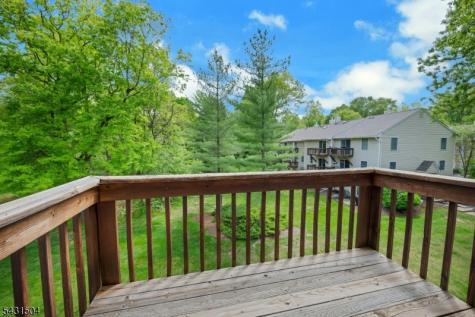 42 Brookstone Circle Parsippany-troy Hills NJ 07950