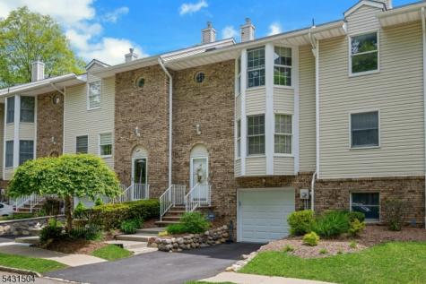 42 Brookstone Circle Parsippany-troy Hills NJ 07950