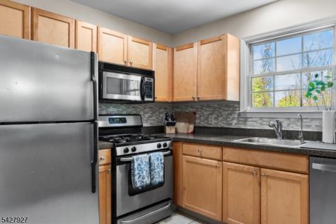 30 Federal Hill Road Pompton Lakes NJ 07442
