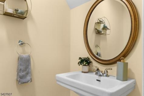 30 Federal Hill Road Pompton Lakes NJ 07442
