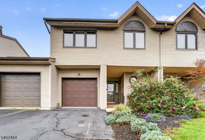 10 Hemlock Court Raritan NJ 08822