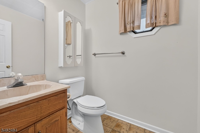 10 Hemlock Court Raritan NJ 08822