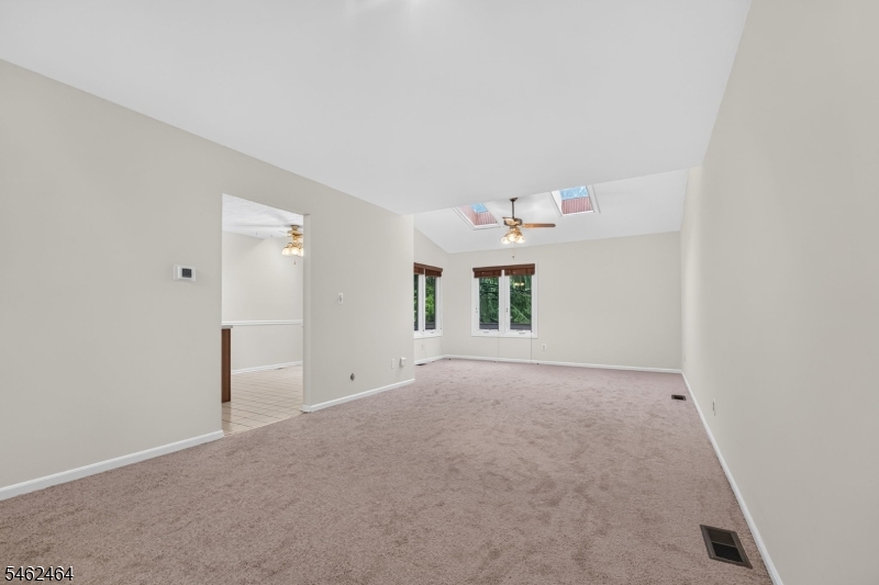 10 Hemlock Court Raritan NJ 08822