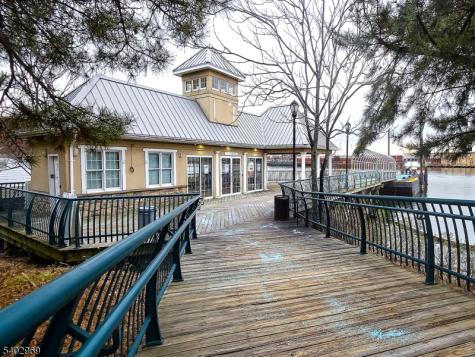 30 Freedomway Jersey City NJ 07305