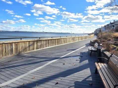 30 Freedomway Jersey City NJ 07305