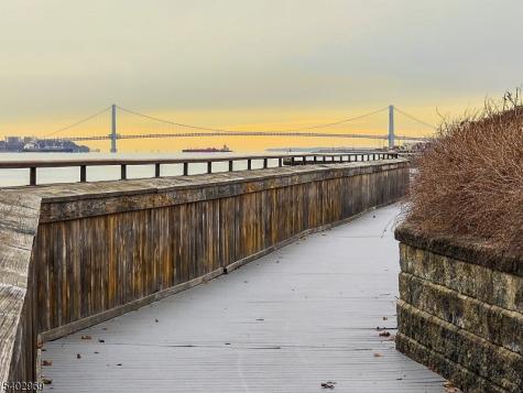 30 Freedomway Jersey City NJ 07305