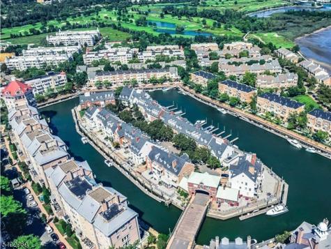 30 Freedomway Jersey City NJ 07305