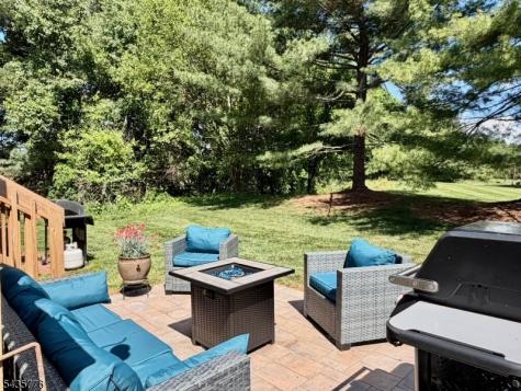 1404 Cobblestone Court Raritan NJ 08822