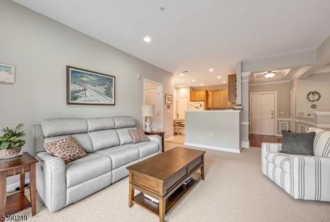 9116 Warrens Way Wanaque NJ 07465