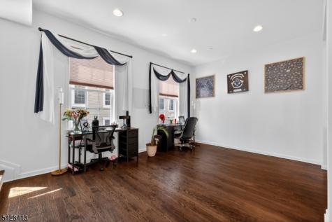 247 Bradley Drive Wood-ridge NJ 07075