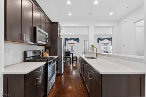 247 Bradley Drive Wood-ridge NJ 07075