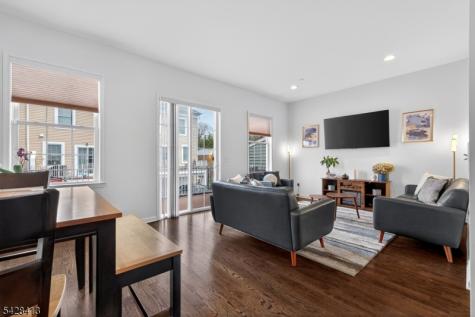 247 Bradley Drive Wood-ridge NJ 07075