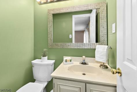 6 Maddaket Scotch Plains NJ 07076