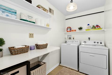 6 Maddaket Scotch Plains NJ 07076
